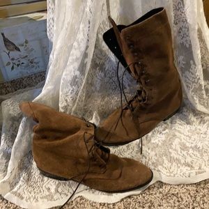 Vintage boho style boots!